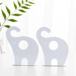 Suport pentru cărți în formă de elefant