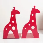 Suport pentru cărți în formă de girafă